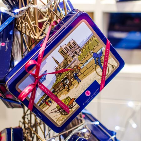 boite chocolats fourres collector notre dame